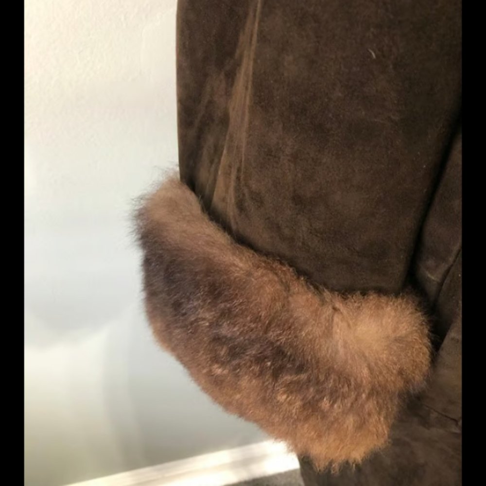 Vintage 1950s 1960s Buttoned Suede Fur Trim Coat - Picture 6 of 6